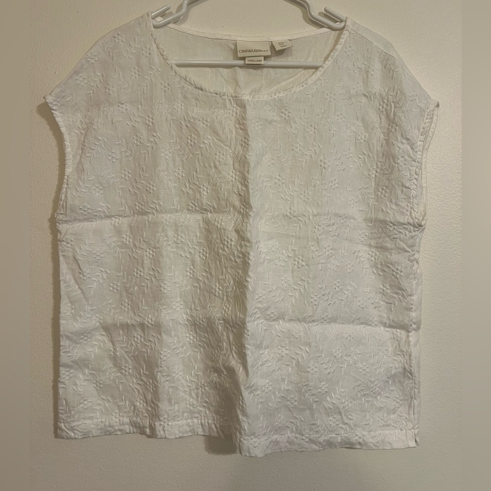 Cynthia Rowley Woman’s White Linen Embroidered Sleeveless Top Size Medium